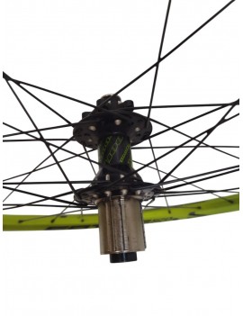 JANTE SPANK SPIKE RACE 584X22.5 VERTE | Troc Sport